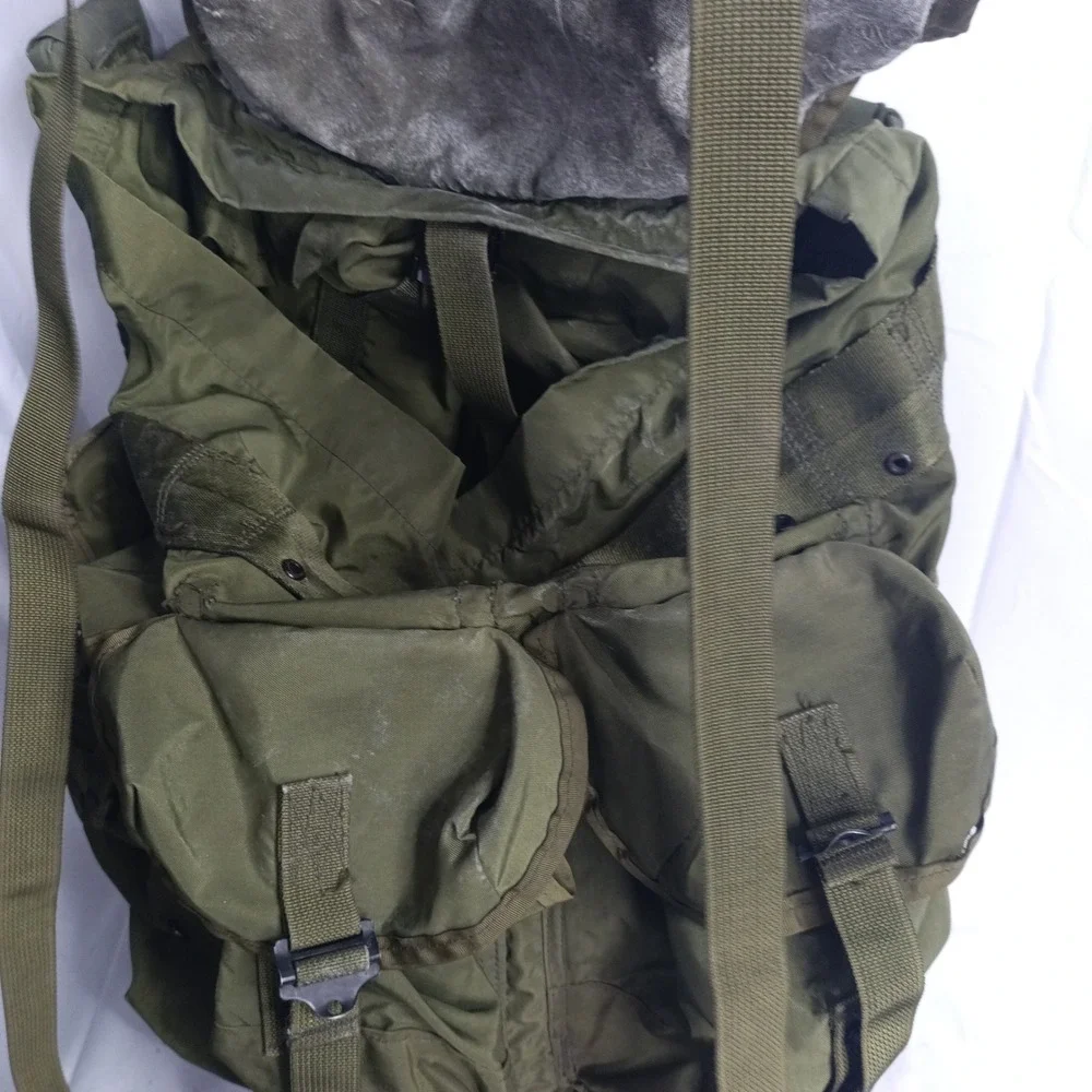 Vintage US Military Alice LC-1 Medium Field Pack Combat Backpack Green Frame